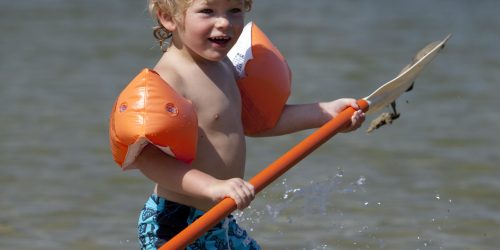 Bootje varen op het recreatiemeer op de Kienehoef