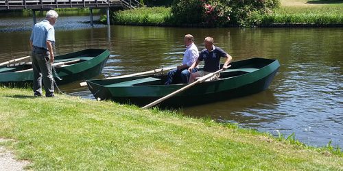 Huur een roeiboot met familie en vrienden en geniet van recreatiepark de Kienehoef