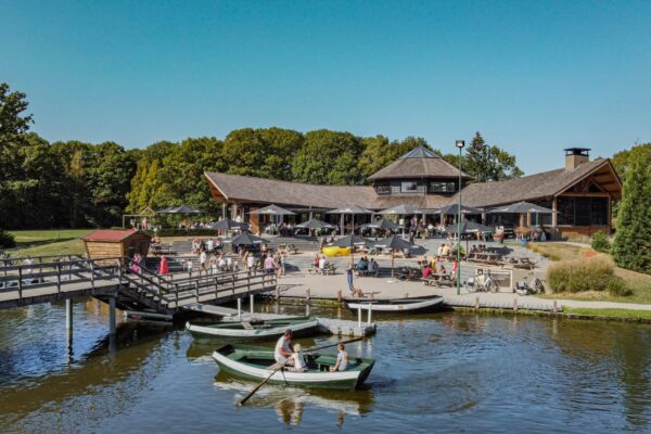 60a50387778c22ff4bb0757d_De Helden van Kien-p-2000